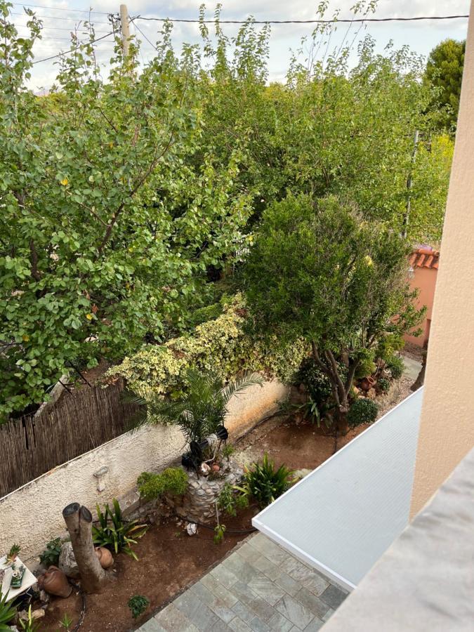 Domelia'S Luxury Apartments Near Airport & Beach أرتيميدا المظهر الخارجي الصورة