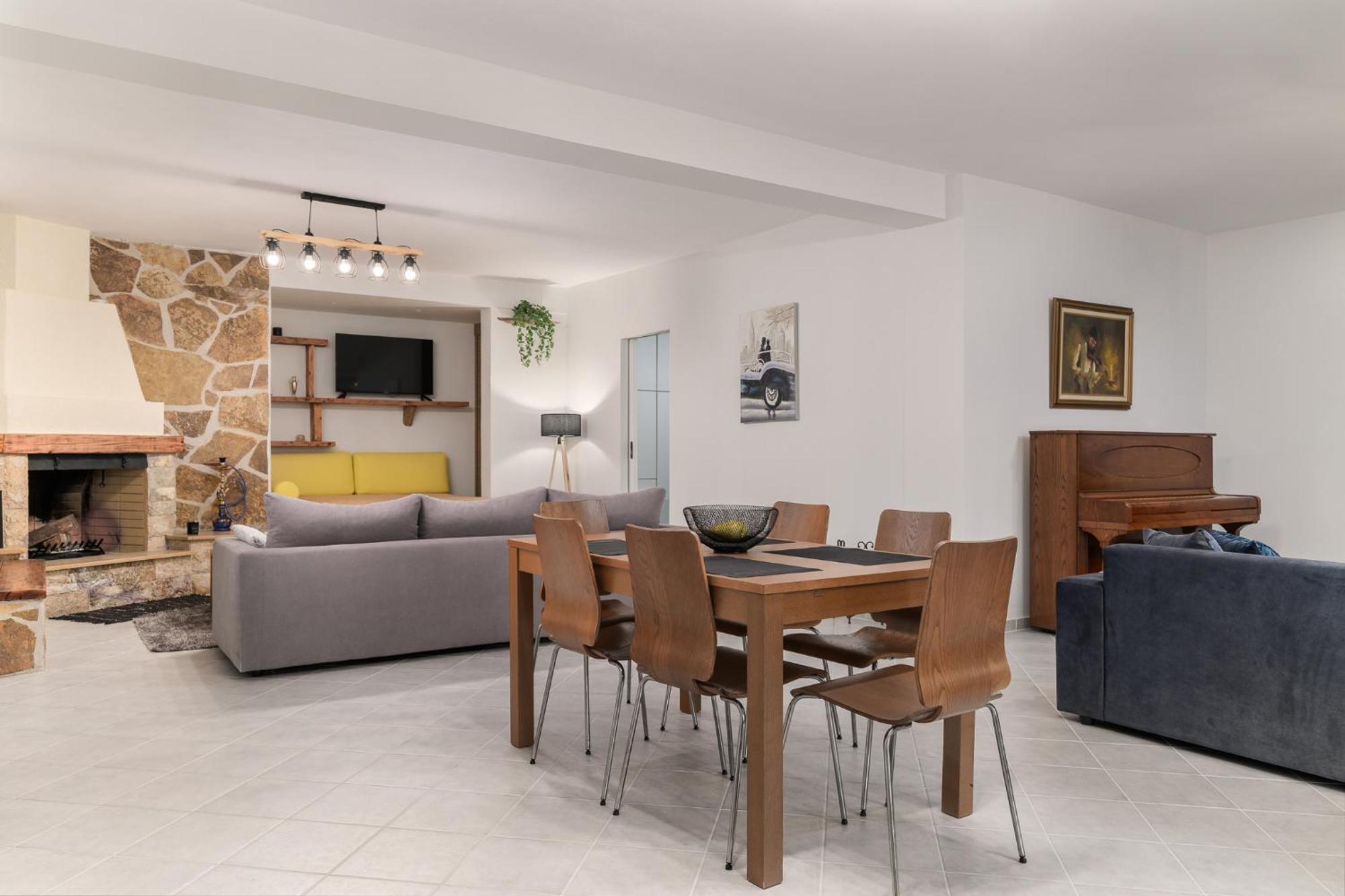 Domelia'S Luxury Apartments Near Airport & Beach أرتيميدا المظهر الخارجي الصورة