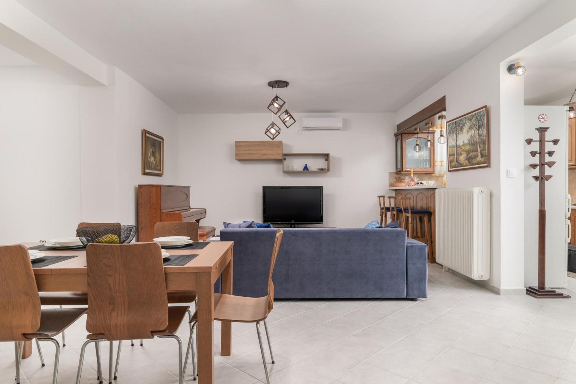 Domelia'S Luxury Apartments Near Airport & Beach أرتيميدا المظهر الخارجي الصورة